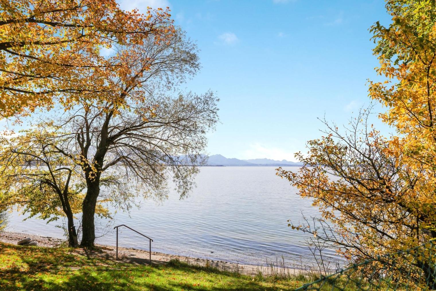 Design Ferienwohnung Am Chiemsee Breitbrunn am Chiemsee Esterno foto